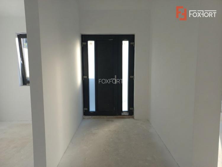 Duplex modern cu 5 camere si 2 bai in Ghiroda - 9