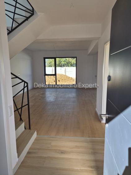 Vila Individuala 5 camere, dormitor parter LA CHEIE! - 4