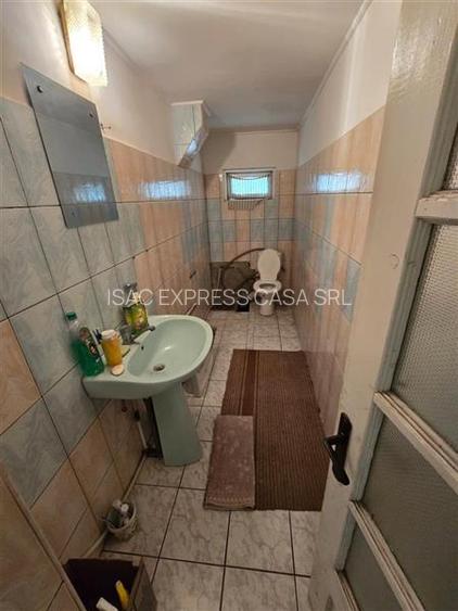 Casa locuibila de vanzare (3 camere, baie, bucatarie, teren) la 28 km de Iasi - 6