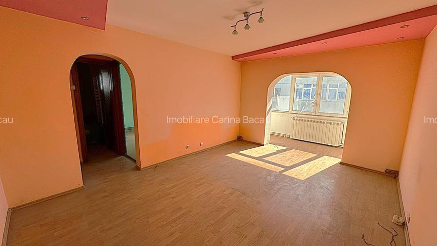 Apartament 3 camere Piata-Sud Bacău - 2