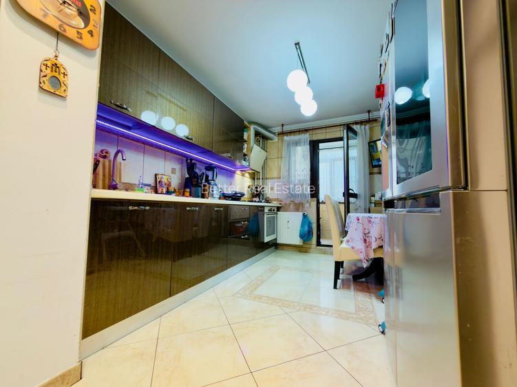 Apartament 4 Camere de Vânzare – 80 mp, Semidecomandat, Apărătorii Patriei - 4