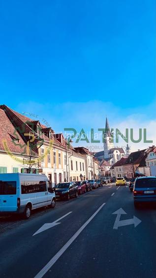 Spațiu comercial de vânzare în zona Turnului, Sibiu – chirie garantată 1000 EUR - 2