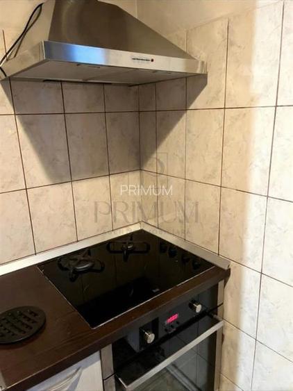 STEFAN CEL MARE - ETAJ 5 LIFT - 3 CAMERE - 2 BAI - 2 BALCOANE - CENTRALA PROPRIE - 5