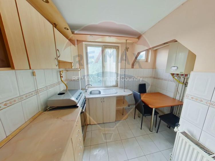 Apartament cu 4 camere de vânzare în zona Vest - 3