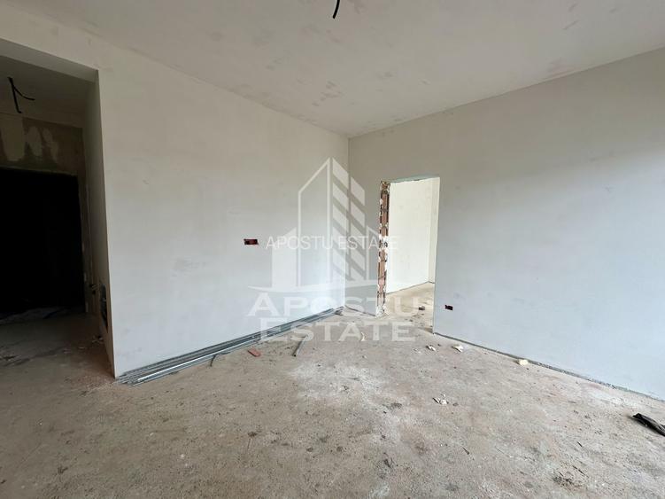 Apartament cu 2 camere, etaj 1, bucatarie semideschisa, Giroc - 3