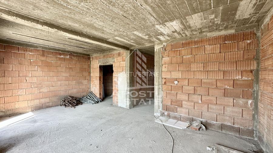 Jumatate de duplex cu 4 camere de vanzare in Giroc - 10