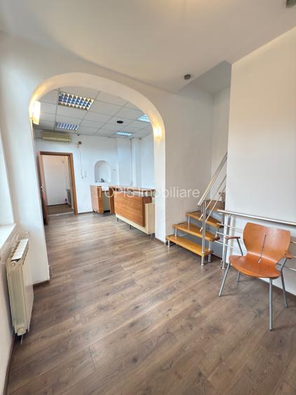 Mosilor - Foisorul de Foc/ Vila spațioasă de închiriat – (8-9 camere) / 300 MP - 2