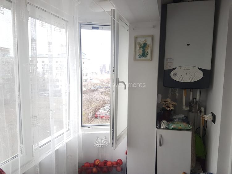 Apartament doua camere, semidecomandat, etaj trei, bucatarie mare, Bistrita Lac - 11
