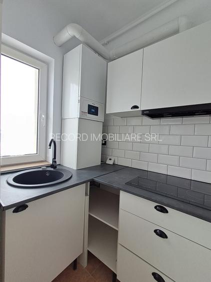 Garsoniera renovata complet, et.3 zona Someseni - 5