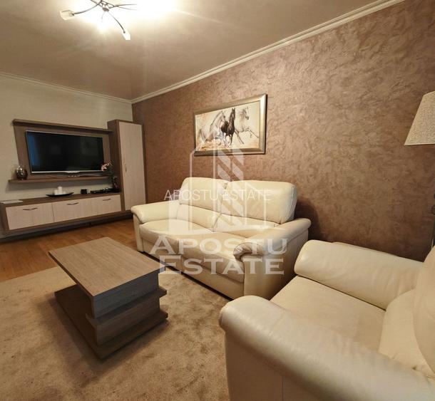 Apartament cu 3 camere si 2 bai, complet renovat, zona Aradului - 6