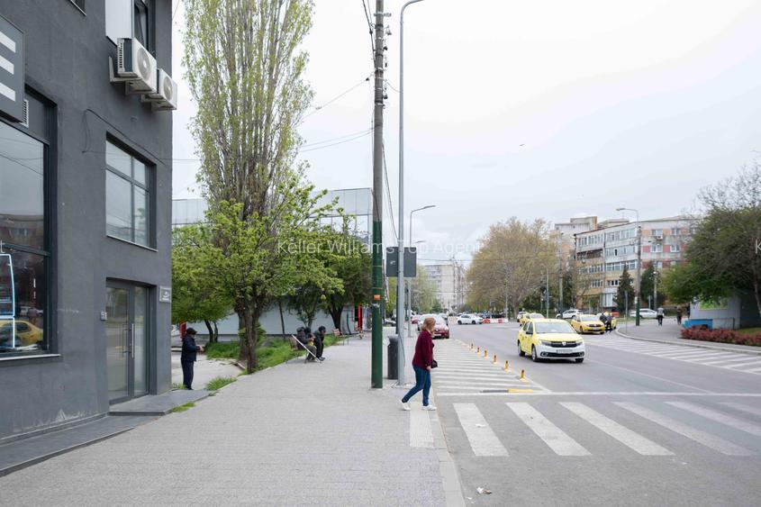 Spatiu comercial - zona Brotacei - 19