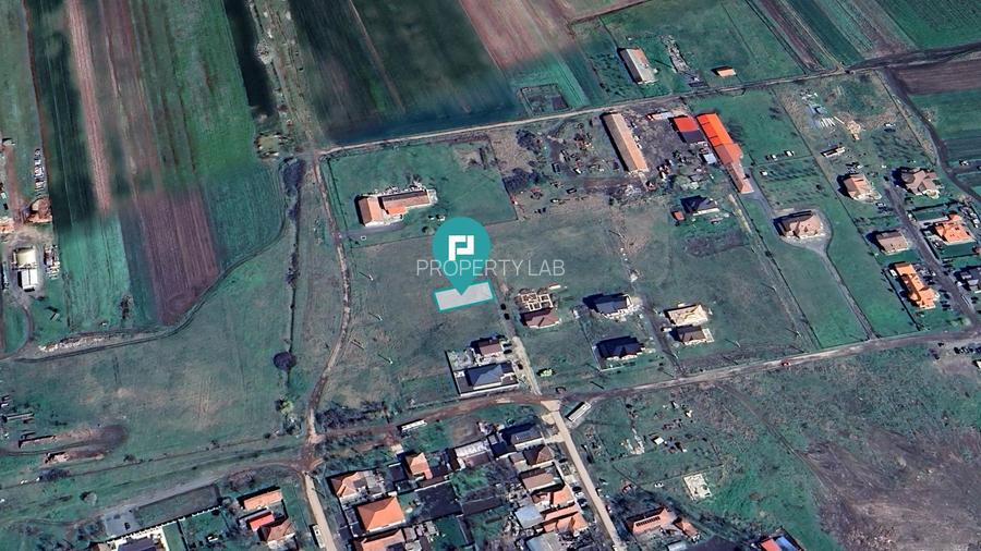 Loc de casa de 479mp în Livada - 3