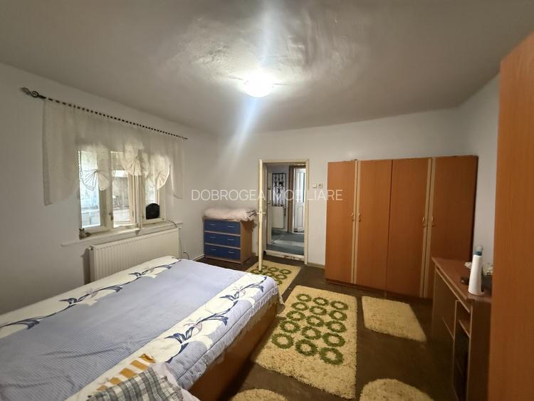 Ultracentral - Piata Civica, casa individuala cu teren 387 mp, centrala gaz - 10
