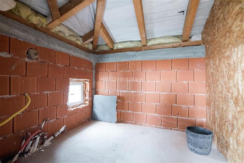 RECO apartament cu 3 camere parter + 2 etaje Oradea zona dealuri - 18