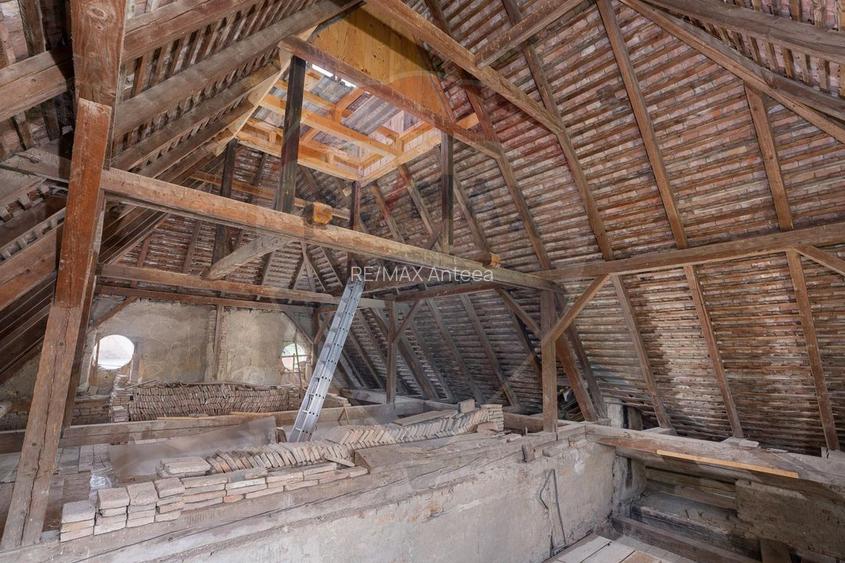 Fostă școală săsească semnată de Fritz Balthes – Bruiu, Sibiu - 16