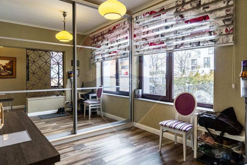 Casă spațioasă 350 mp utili, Teren 650 mp, Garaj subteran, Tractorul - 5