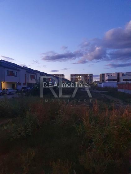 Teren Liber 833 m.p. Militari Residence cu  Posibilitate extindere la 1600 m.p. - 2