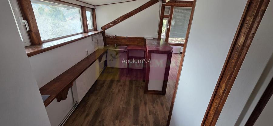 Vila de vanzare cu 5 camere in Busteni - 27