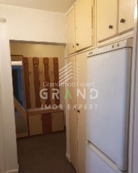 Ap 3 camere | Balcon | Zona Manastur-Petrom - 11