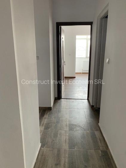 Apartament 2 camere Miroslava, 100 ml de statia de autobuz, str C-tin Langa 40 - 23