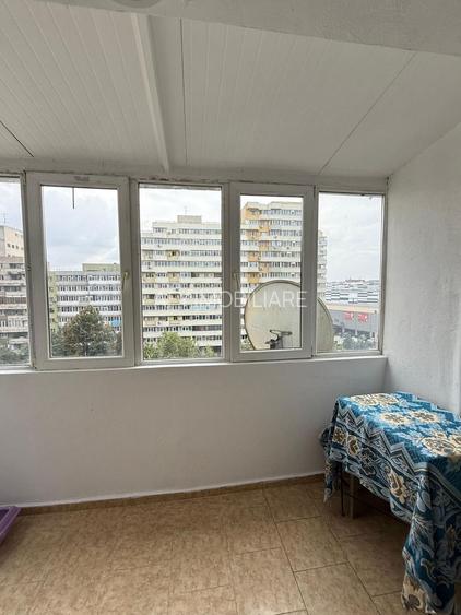 De vânzare 4 camere, spațios, 2 băi, 2 balcoane, lângă Mega Mall - 7