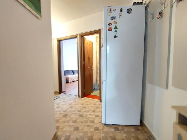 Apartament cu 3 camere zona 0 ~ etaj 5 din 6 ~ Confort 1 decomandat ~ renovat