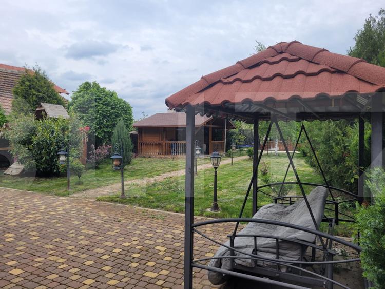 Casa individuala, 3 camere, 95 mp, zona Sacalaz