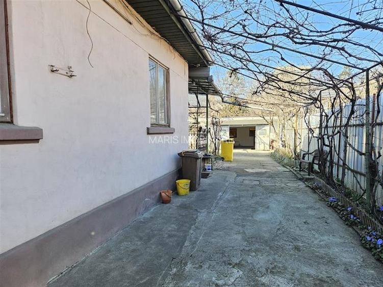 De vanzare in Tudor zona Dacia casa 3 camere, teren 400 mp. - 2