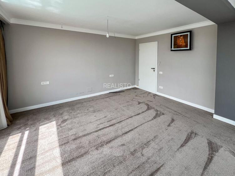 Ready to move  |  Vila premium cu piscina și jacuzzi încălzite - 43