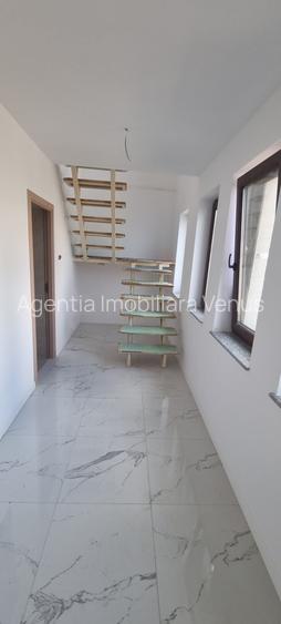 Casa cu etaj la 2 min de Piata Mare - 10