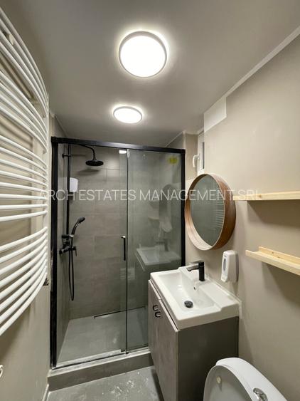 Piata Romana, ASE, Metrou - 13