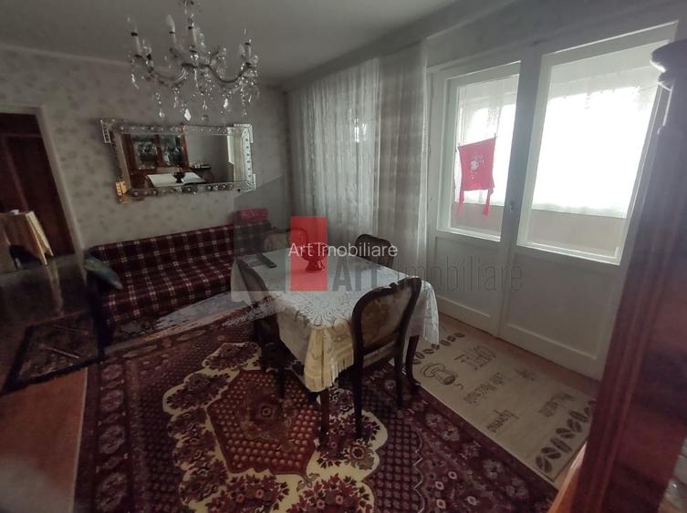 Vânzare apartament 3 camere semidecomandat Bd. Obregia - Cultural - 31