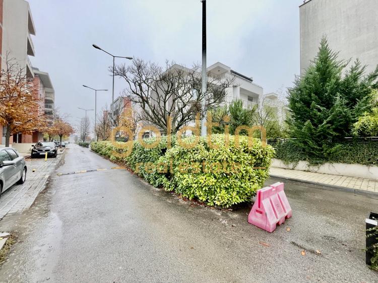 GREEN LAKE/ TERASE 30 mp/ PARCARE SUBTERANA/ BOXA - 42