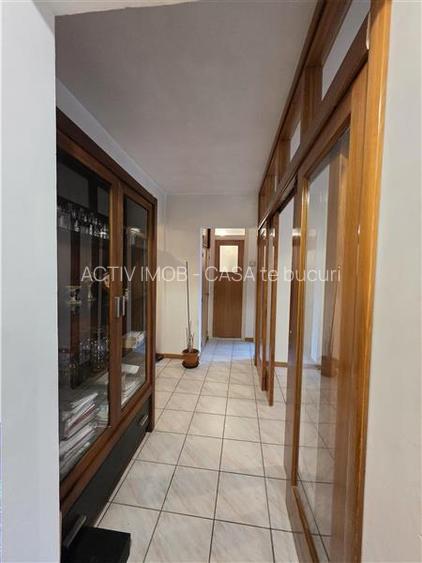 4 camere - centrala termica  -  parcare - Crangasi - 13