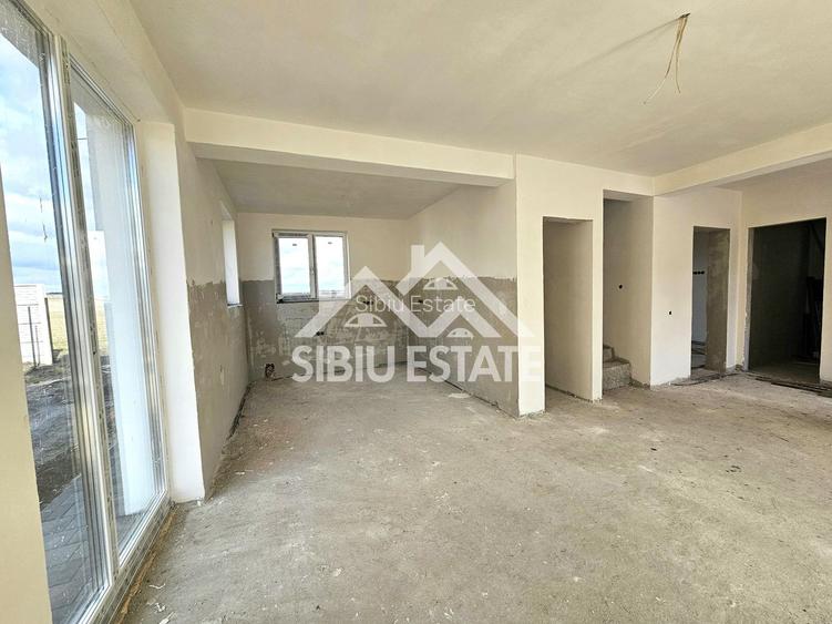 Casa 5 camere curte mare, casa noua - 2