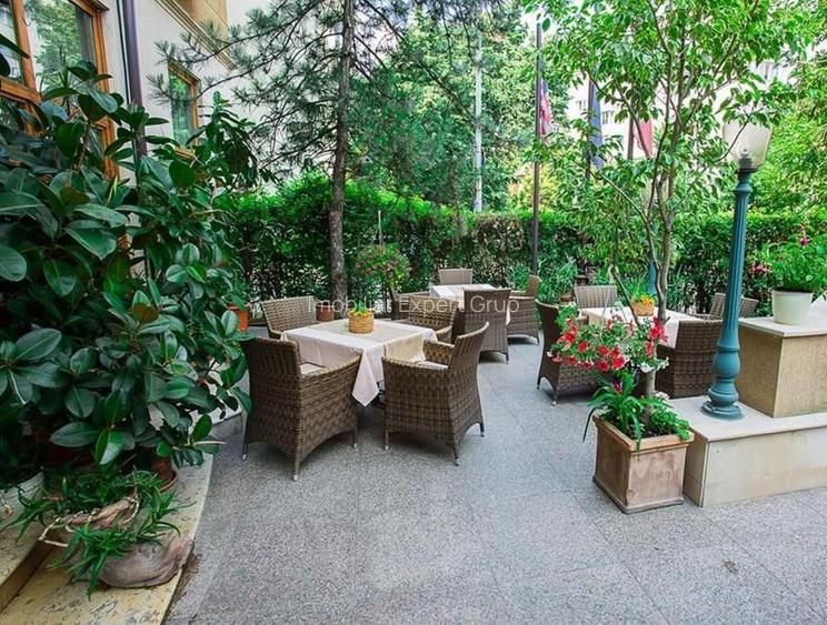 Hotel 4 stele, zona Pta Victoriei,cu restaurant si crama,comision 0 - 21