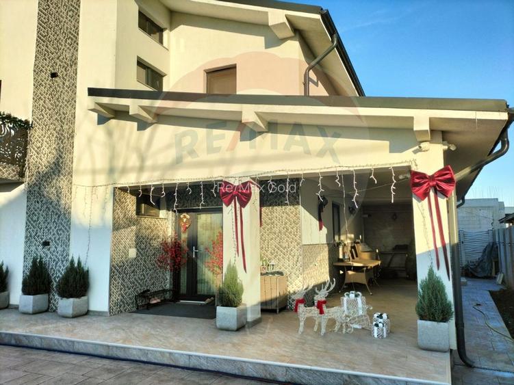 Casă / Vilă cu 5 camere - la 2 minute de Complex Cosmopolis - 23