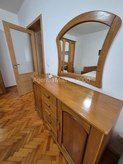 pe frumoasa stradă Aurel-Popovici la 5 minute de Punctele Cardinale și Medicina - 3