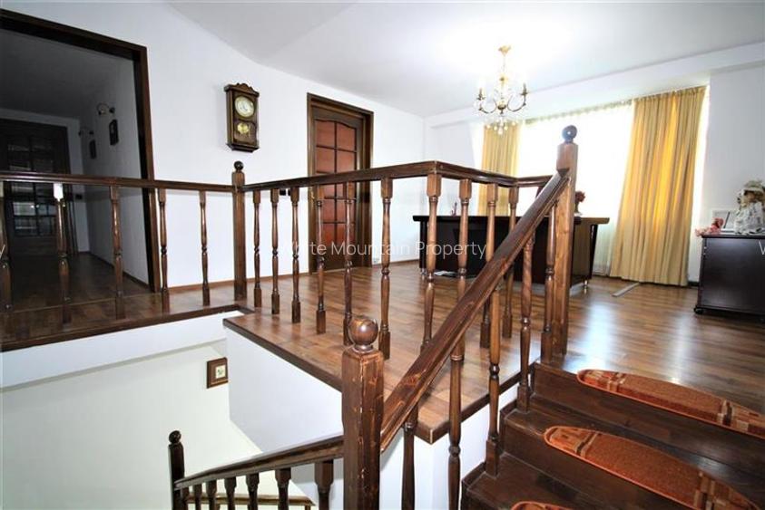 Corp vila, ideal locuinta, cu piscina si curte proprie in centru, Bucuresti - 24