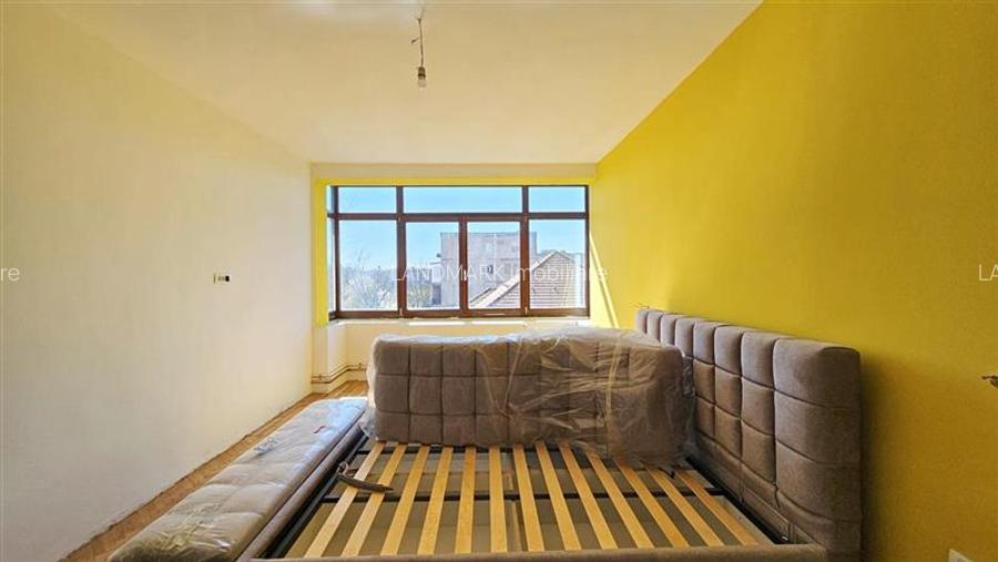 Apartament in asociatie, renovat, 6 cam 2 nivele cu garaj Elisabetin - 14