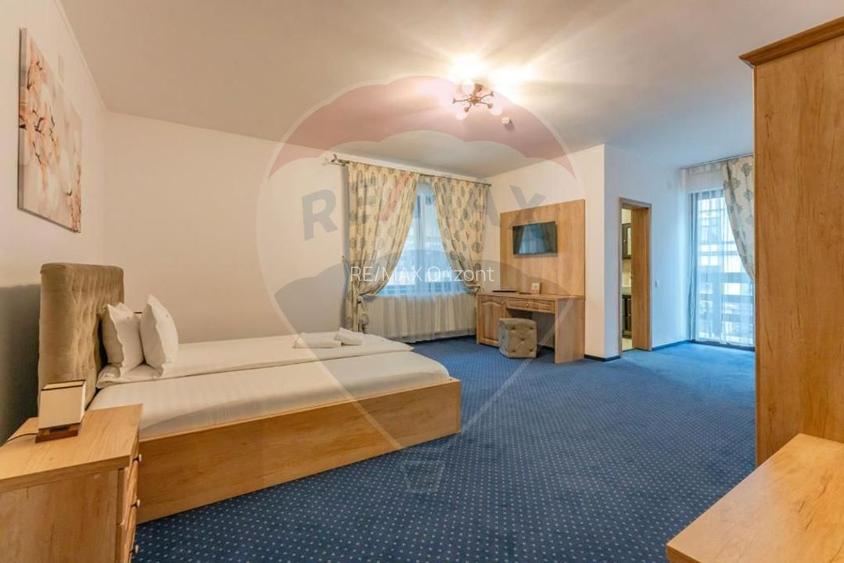 Proprietate turistică cu 14 camere, poziționare excepțională – Râșnov - 8