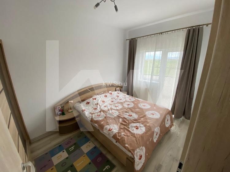 Apartament 2 camere de inchiriat 44 mpu parcare balcon zona Magnolia - 4