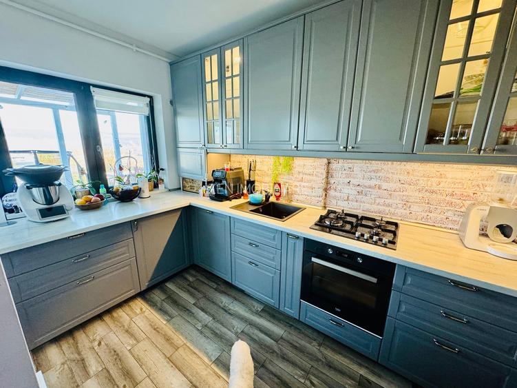 Casa ultrafinisata situata la cateva minute de  Vivo! - 2