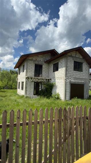 Casa P+1E la rosu de vanzare in Valea Doftanei | Teren 1000 mp | Trăisteni - 3