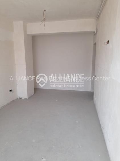 COMPOZITORI (COD 01) Garsoniera la „alb„ cu loc de parcare! - 6