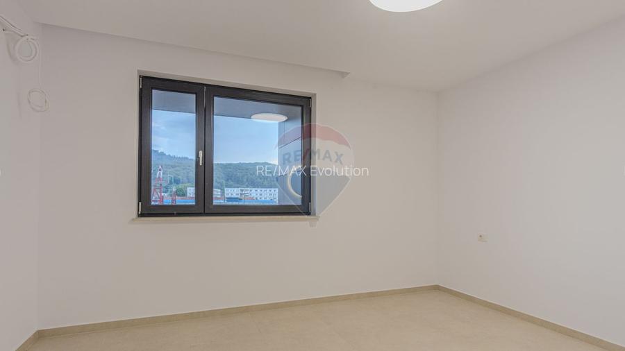 Clinica medicala-9 cabinete- URBAN PLAZA - bloc 15 parter! - 30