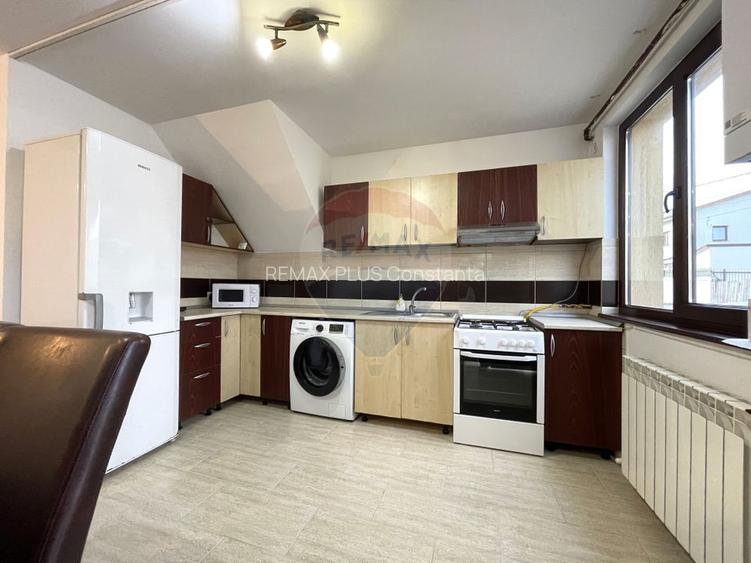 Vilă de închiriat - pretabil cazare muncitori / echipe de construcții - 12