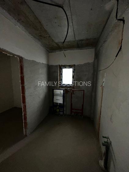 Casa premium P+1+M. 5 cam. Util 243mp. Teren 275mp - 15