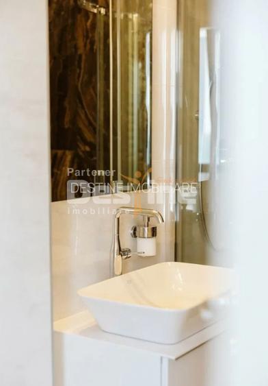 Hotel Marriott-Catedrala | 2 cam | 74mp + 107mp terasa | Mansarda | 296.000 euro - 16