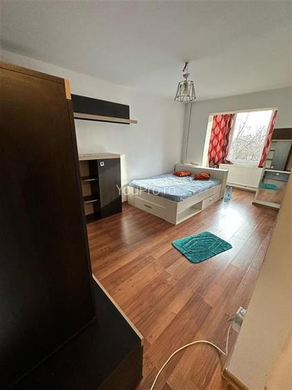 Direct Proprietar Renovat Spatios Etaj 2 Calea Sagului - 5